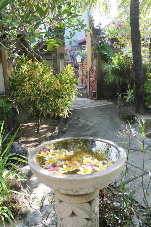 Green Palm Homestay BALI Dış mekan fotoğraf
